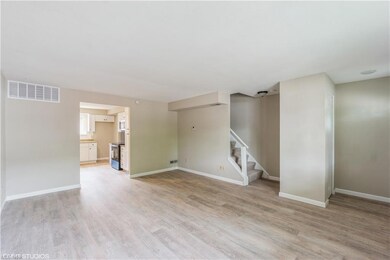 1566 Lee Terrace Dr unit B2, Wickliffe, OH 44092 - photo 5