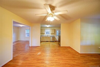 597 Woodcrest Dr, Gastonia, NC 28052 - photo 6