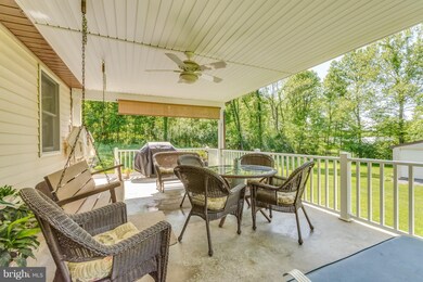 607 Fieldstone Dr, Bunker Hill, WV 25413 - photo 4