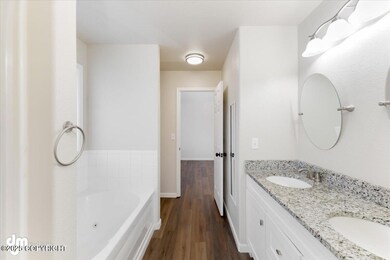 31-PRIMARY BEDROOM BATHROOM_NTCD_IMG_5