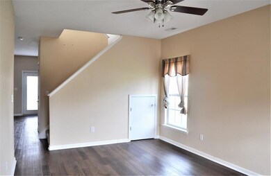 2286 Meadow Bend Dr, Columbus, IN 47201 - photo 3