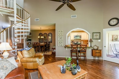 4144 Greystone Way unit 306, Sugar Land, TX 77479 - photo 2