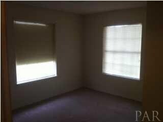 7951 Stallworth Ln, Pensacola, FL 32526 - photo 4