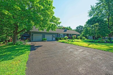 71 Northgate Dr, Albany, NY 12203 - photo 3