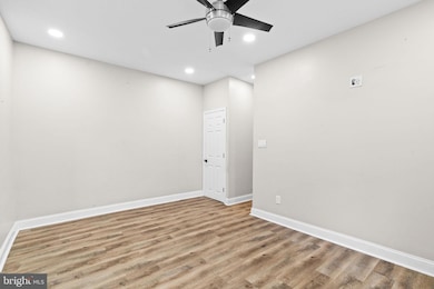 22 N Front St, Darby, PA 19023 - photo 4