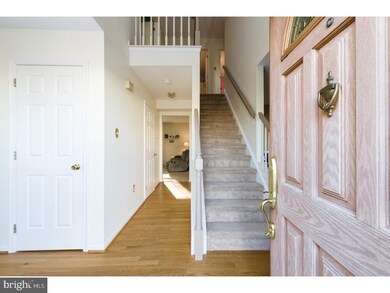 221 E Flagstone Dr, Newark, DE 19702 - photo 2