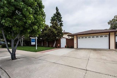 detatched 2 car garage