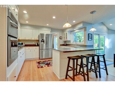 4099 Coltsfoot Ln, Lake Oswego, OR 97035 - photo 7