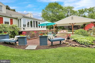 5810 Littlefield Ave, Reading, PA 19606 - photo 2