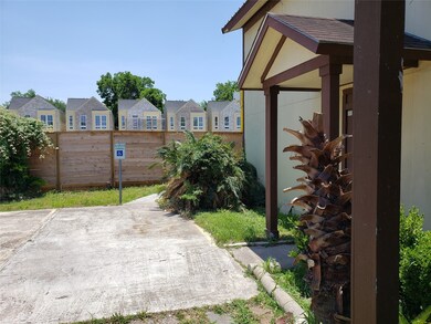4519 Yale St, Houston, TX 77018 - photo 5