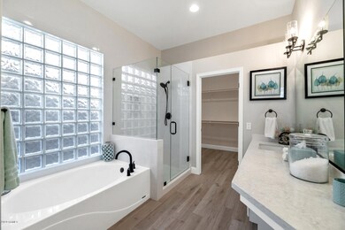 10522 E Bahia Dr, Scottsdale, AZ 85255 - photo 4