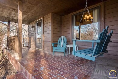 3838 SW Cambridge Ct, Topeka, KS 66610 - photo 4