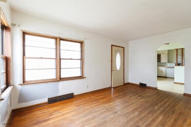 4018 40th St, Des Moines, IA 50310 - photo 4