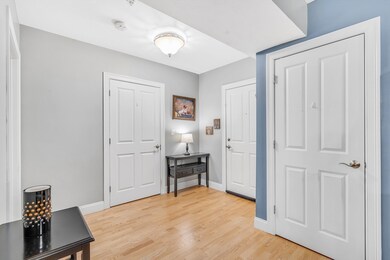 15 Summer St unit 103, Franklin, MA 02038 - photo 2