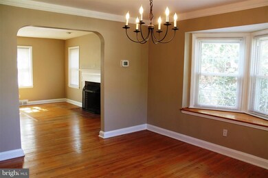 8112 Glen Gary Rd, Towson, MD 21286 - photo 6