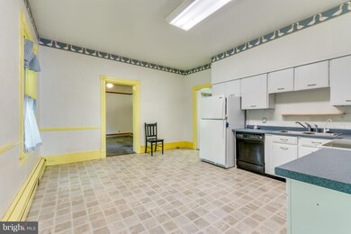 895 Summit Point Rd, Summit Point, WV 25446 - photo 6