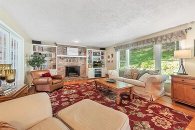 17-1605 Tammarron Ave SE-WindowStil