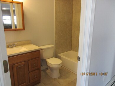 379 E School St unit 2R, Woonsocket, RI 02895 - photo 2