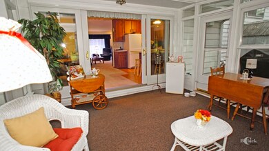 2637 Varonen Ave, Waukegan, IL 60087 - photo 6