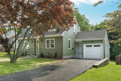 172 Bayview Ave, Bristol, RI 02809 - photo 4