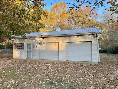 This is in addition to the 2 Car Garage attached to the house