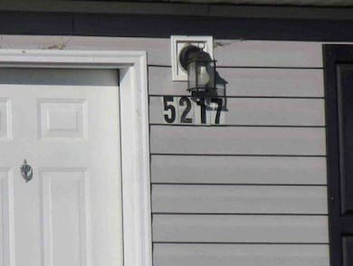 5217 Canterbury Dr, Conover, NC 28613 - photo 3