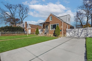 113 Kent Rd, Valley Stream, NY 11580 - photo 2