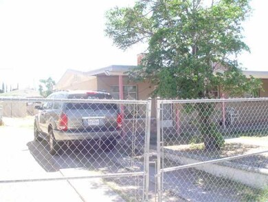 698 Santa Barbara Dr, El Paso, TX 79915 - photo 2