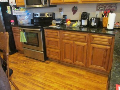 2112 E Myrtle Ave, Johnson City, TN 37601 - photo 4