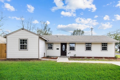 5202 Keystone St, Houston, TX 77021 - photo 4