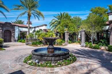 Circular Drive with Fountain