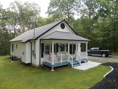 116 Brook Ct, Milford, PA 18337 - photo 2