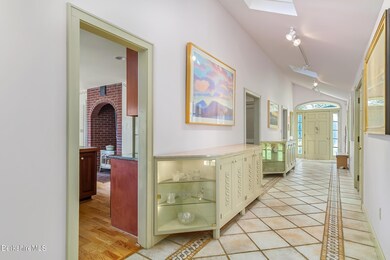 Entry hall, gallery