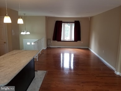 13417 Buchanan Dr, Fort Washington, MD 20744 - photo 3