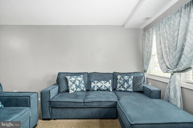 13 Propeller Dr, Middle River, MD 21220 - photo 4