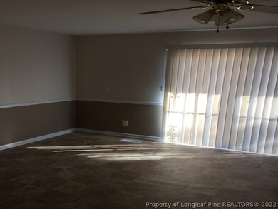 7537 Bridgeman Dr, Fayetteville, NC 28303 - photo 4