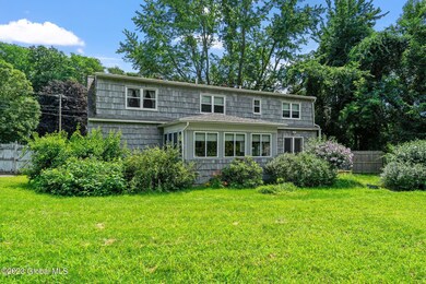 6075 Johnston Rd, Slingerlands, NY 12159 - photo 2