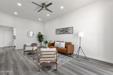 8-web-or-mls-13214-n-99th-dr