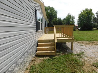 442 Isom Bradley Rd, Scottsville, KY 42164 - photo 5