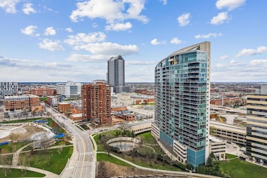 Miranova Condominiums unit 2030, Columbus, OH 43215 - photo 4