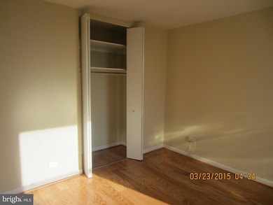 The Newport unit 1004, Washington, DC 20036 - photo 6