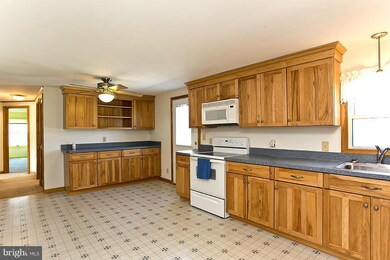 1128 Salem Church Rd, Stephens City, VA 22655 - photo 3