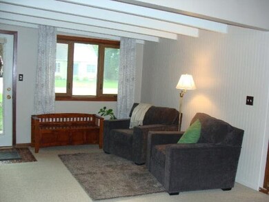 8635 Colfax Ave S, Bloomington, MN 55420 - photo 4