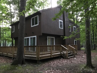 205 Cedar Ct, East Stroudsburg, PA 18301 - photo 4