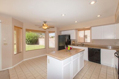 05 Kitchen