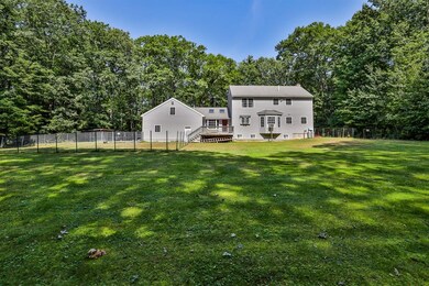 36 Pine St, Danville, NH 03819 - photo 5