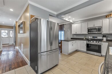 649 Penn Ave, Midland, PA 15059 - photo 6