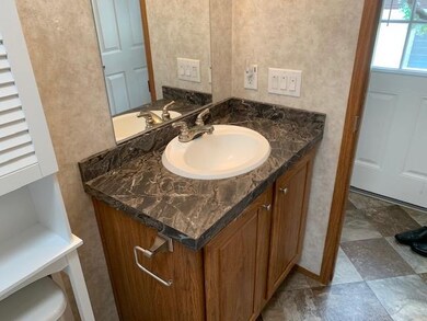 75 S Policy St unit 12, Salem, NH 03079 - photo 7