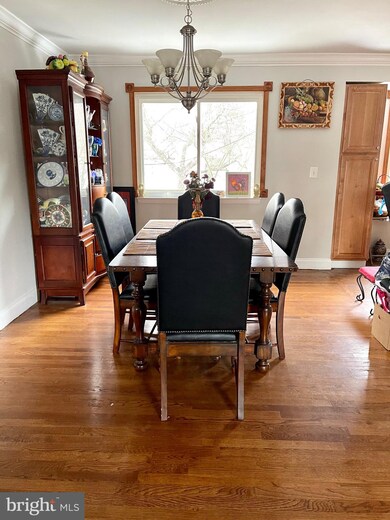 18905 Abbotsford Cir, Germantown, MD 20876 - photo 5