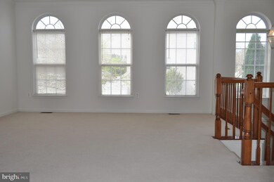 42771 Shaler St, Chantilly, VA 20152 - photo 2